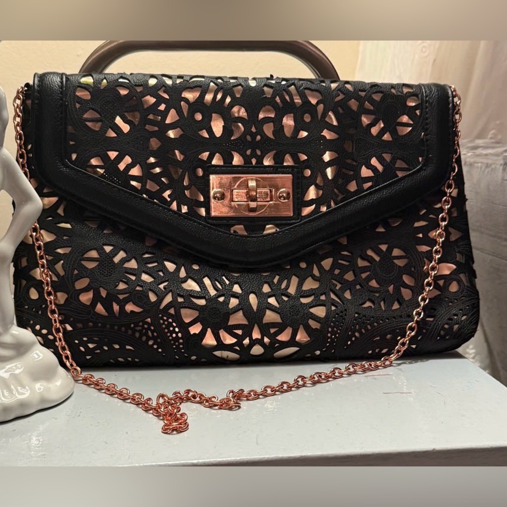 Aldo Diecut Black & Copper Rosegold Purse Clutch EUC